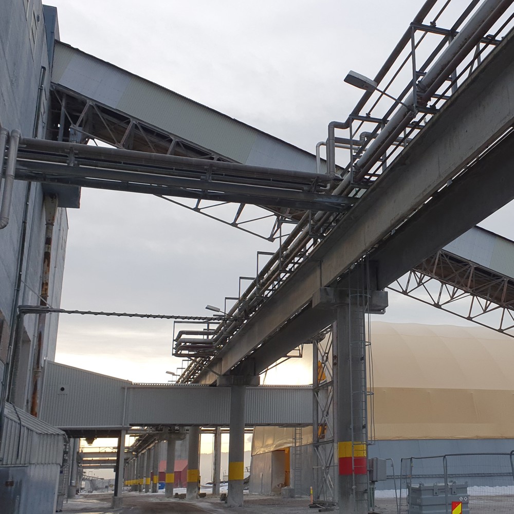 rørbro, transportør, plasthall, industri